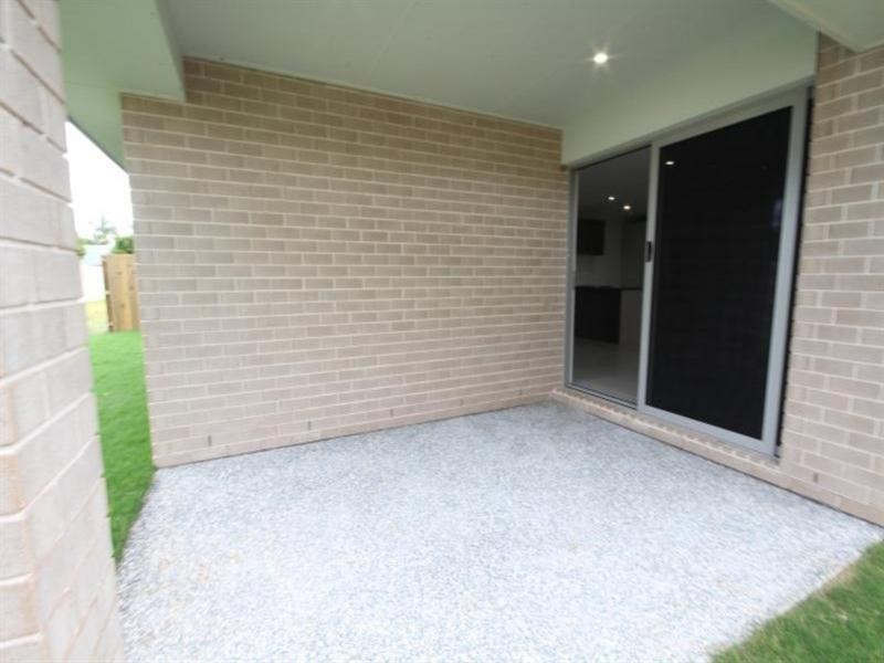 10 Surwold Way, Loganlea QLD 4131