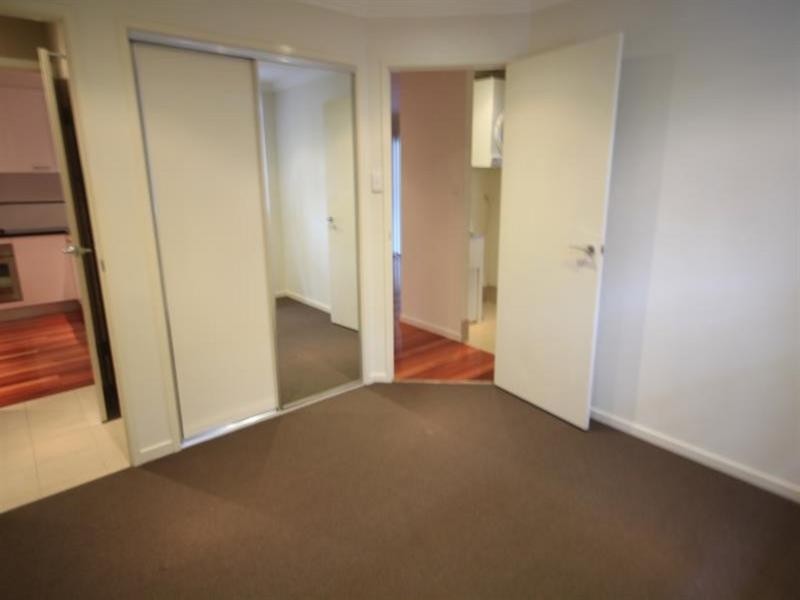 3/42 Harold Street, Holland Park QLD 4121