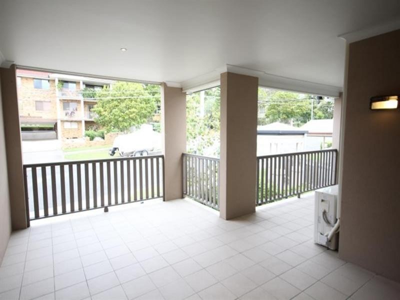 3/42 Harold Street, Holland Park QLD 4121