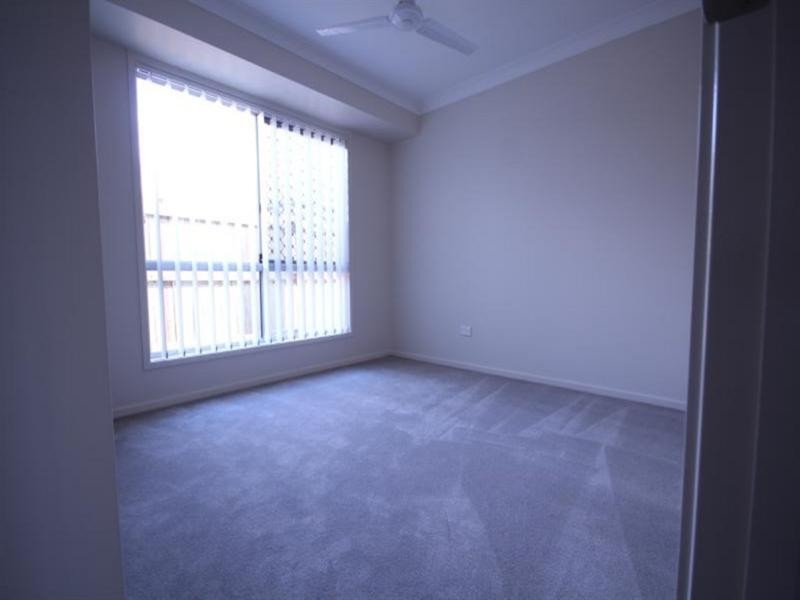 27 Gordon Drive, Bellbird Park QLD 4300