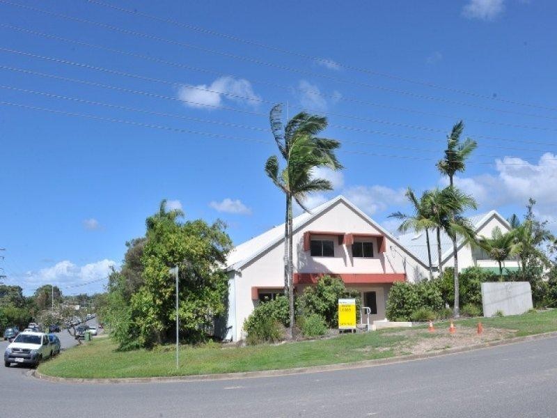 Unit 2/12 Leo Alley Road, Noosaville QLD 4566