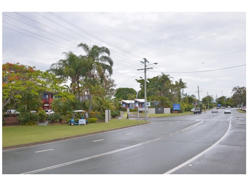 319 Bradman Avenue, Maroochydore QLD 4558