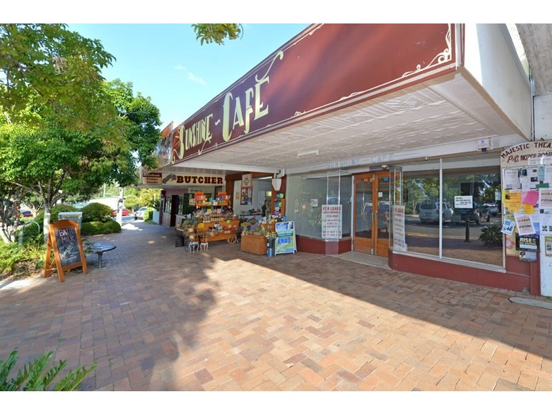 6 Memorial Avenue, Pomona QLD 4568