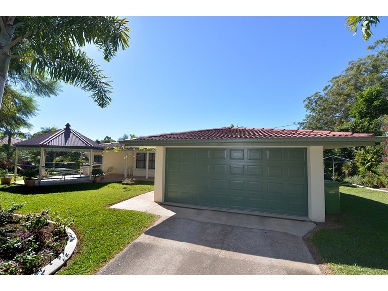 2 Church Street, Pomona QLD 4568