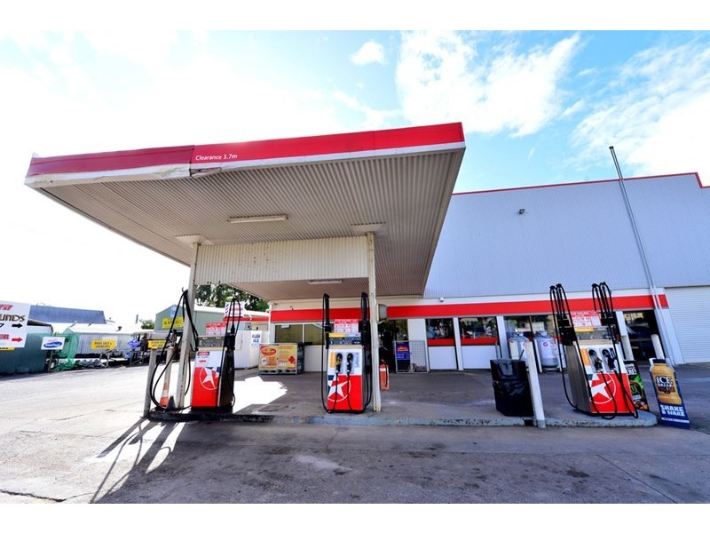 17-19 Factory Street, Pomona QLD 4568