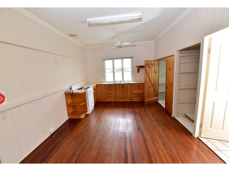 Suite 4/6 Emerald Street, Cooroy QLD 4563