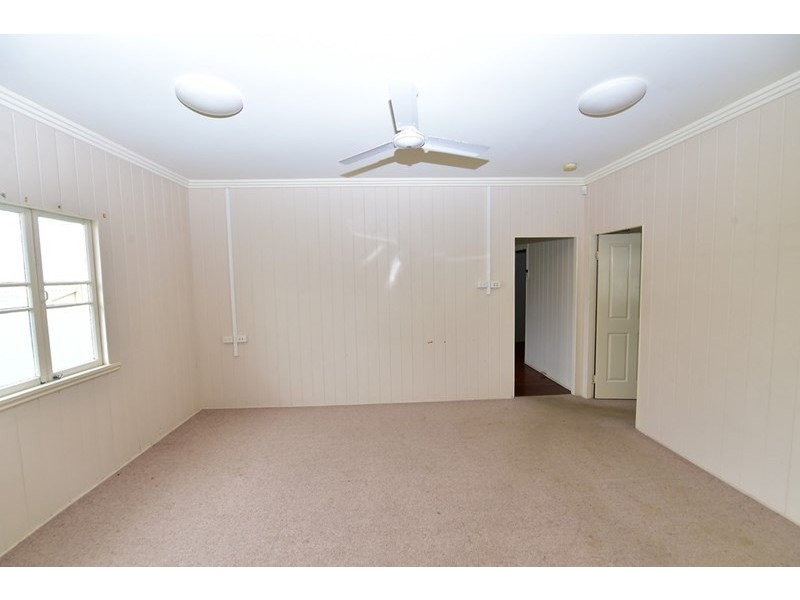 Suite 4/6 Emerald Street, Cooroy QLD 4563