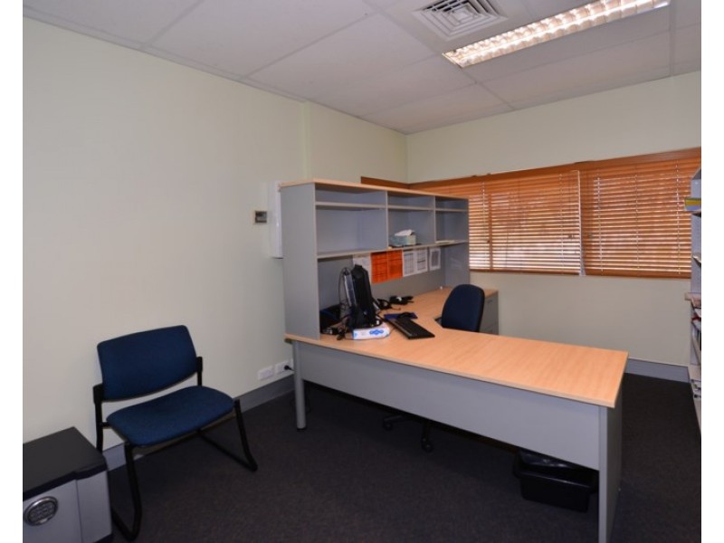 Suite 1.14/90 Goodchap Street, Noosaville QLD 4566