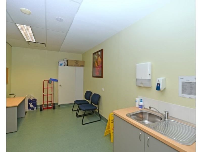 Suite 1.14/90 Goodchap Street, Noosaville QLD 4566