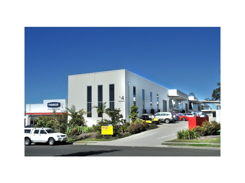 Unit 2/4 Selkirk Drive, Noosaville QLD 4566