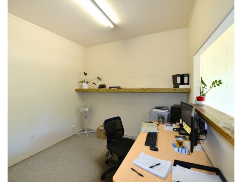 Units 1-3/12 Leo Alley Road, Noosaville QLD 4566