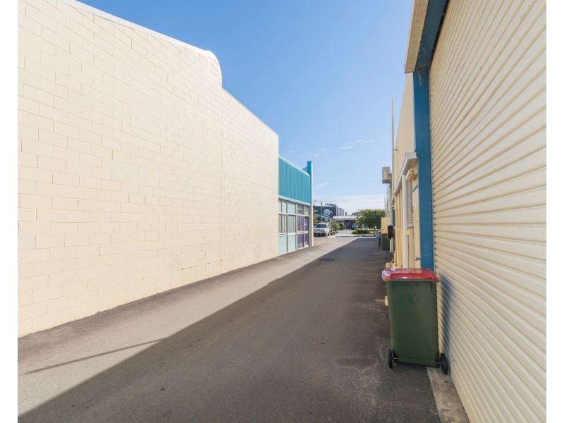 Unit 4/2 Main Drive, Bokarina QLD 4575