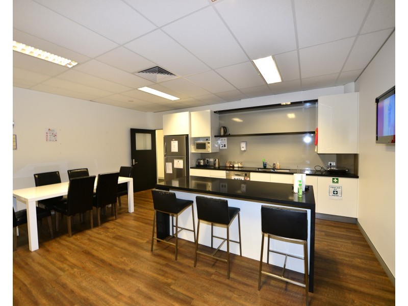 Suite 3.05/90 Goodchap Street, Noosaville QLD 4566