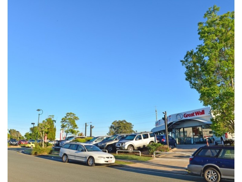 1 Lionel Donovan Drive, Noosaville QLD 4566