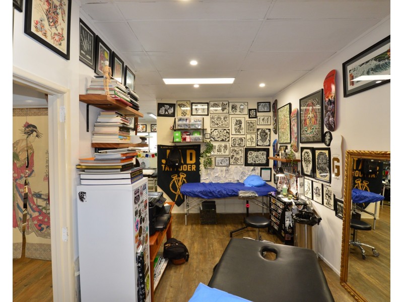 Shop 4/10 Thomas Street, Noosaville QLD 4566