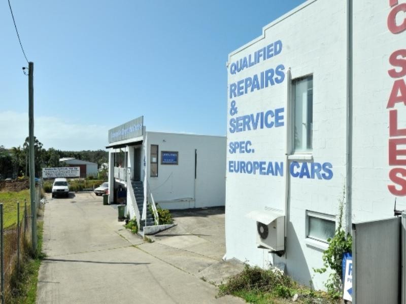 27 Rene Street, Noosaville QLD 4566