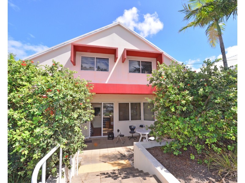 Units 1-3/12 Leo Alley Road, Noosaville QLD 4566