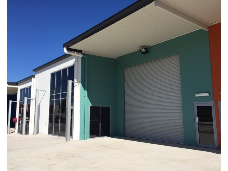 Unit 4/10-12 Claude Boyd Parade, Bells Creek QLD 4551