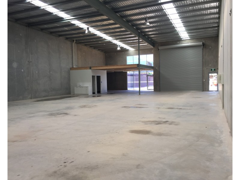 Unit 4/10-12 Claude Boyd Parade, Bells Creek QLD 4551