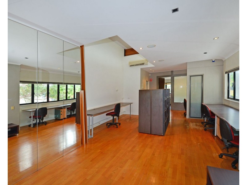 Suite 4/14 Thomas Street, Noosaville QLD 4566