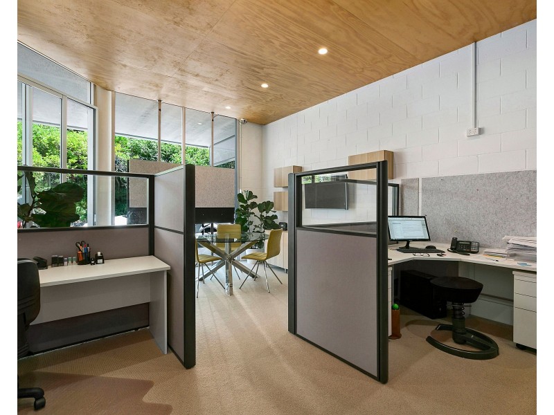 Suite 2/8 Grebe Street, Peregian Beach QLD 4573