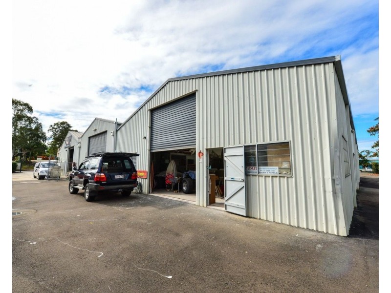 Units 3 and 4/4 Leo Alley Road, Noosaville QLD 4566