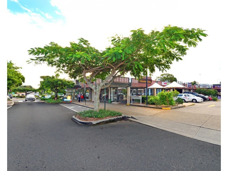 Shop 1/86-94 Poinciana Avenue, Tewantin QLD 4565