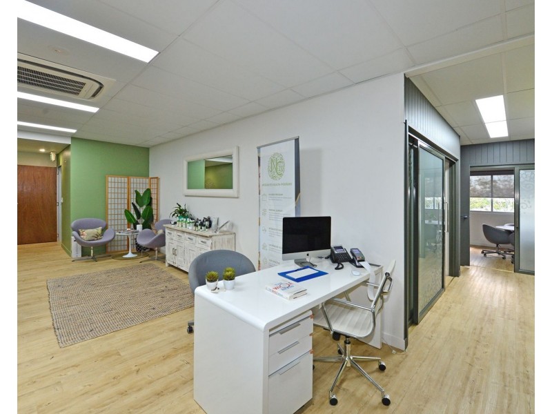 Suite 3and4/30 Mary Street, Noosaville QLD 4566