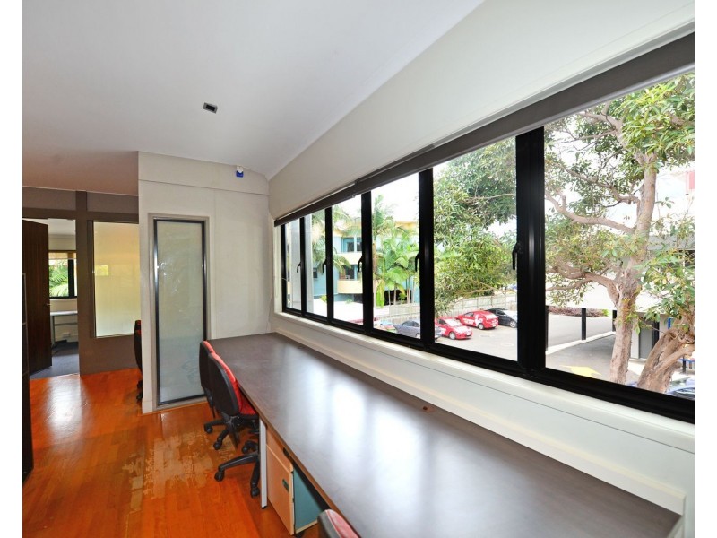 Suite 4/14 Thomas Street, Noosaville QLD 4566