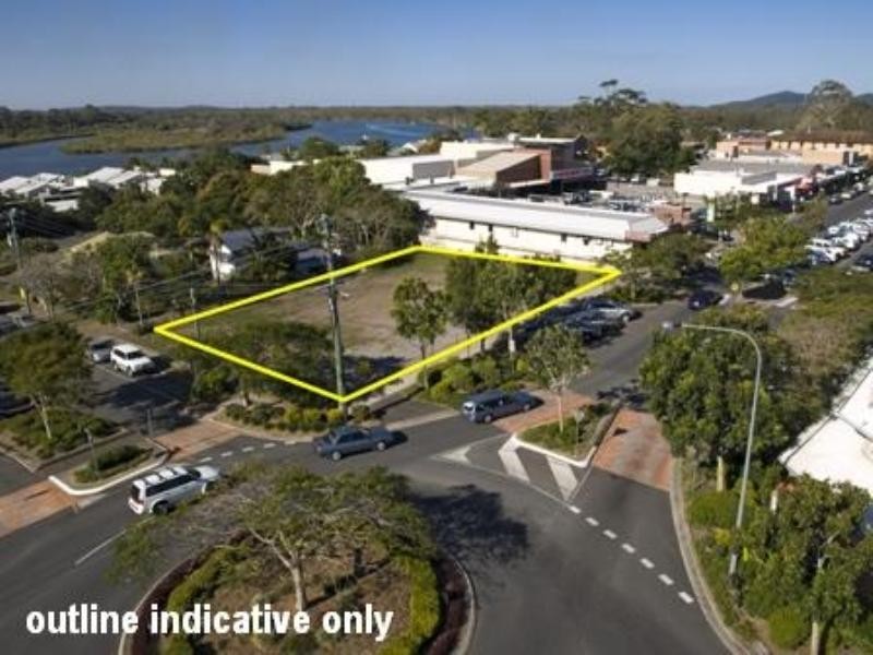 84 Poinciana Avenue, Tewantin QLD 4565