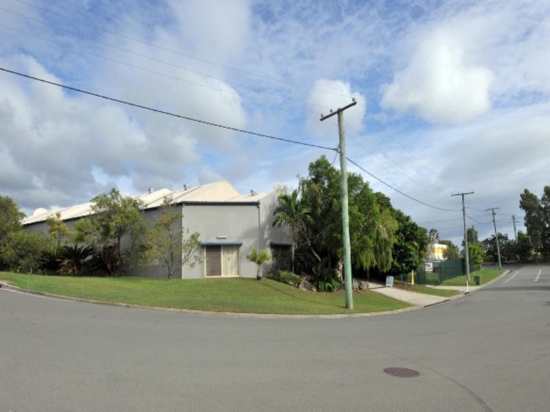 Unit 2/4 Commerce Court, Noosaville QLD 4566