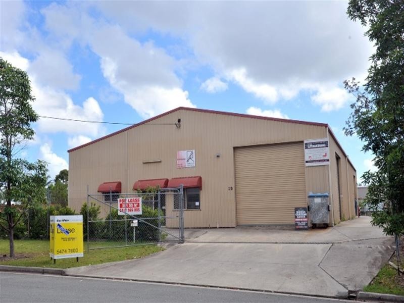 19 Action Street, Noosaville QLD 4566