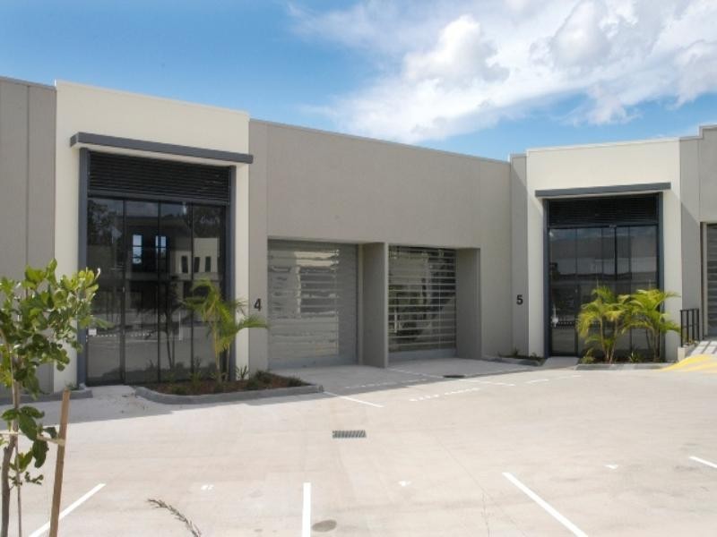 Unit 4/8 Selkirk Drive, Noosaville QLD 4566