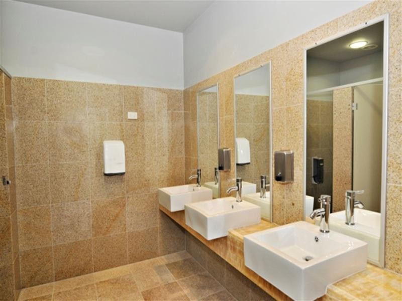 Suite 1.02/90 Goodchap Street, Noosaville QLD 4566