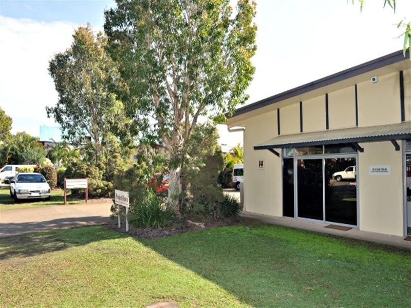 Unit 2/14 Project Avenue, Noosaville QLD 4566