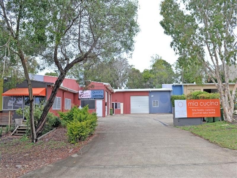 Unit 2b/19 Project Avenue, Noosaville QLD 4566