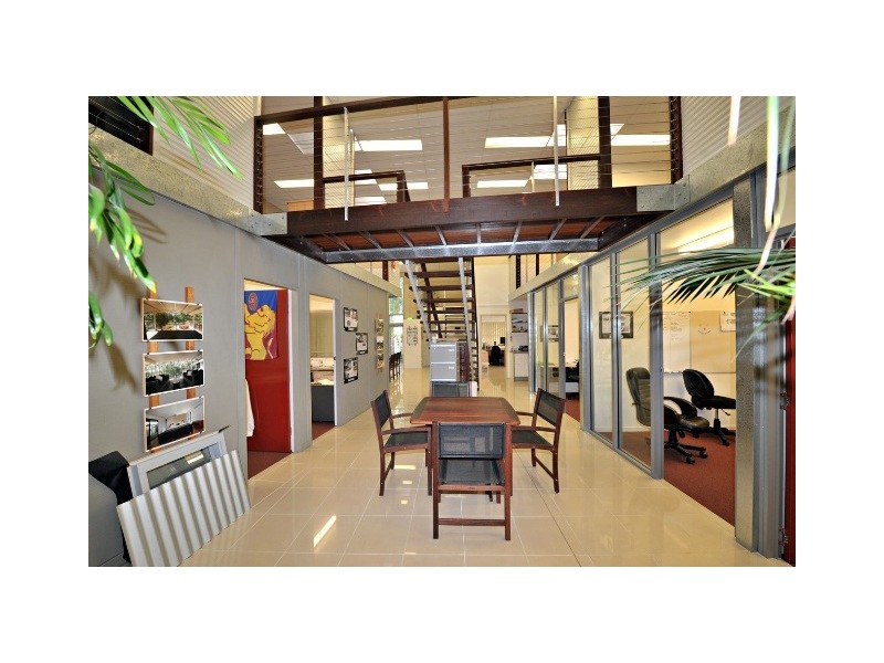 Unit 4/4 Selkirk Drive, Noosaville QLD 4566