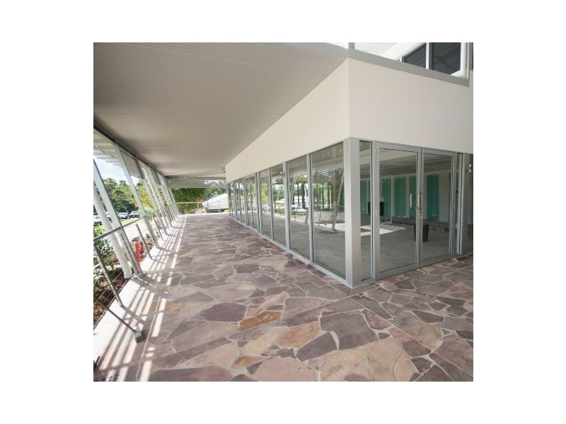 Unit 8/Cnr Garnet & Wattle Streets, Cooroy QLD 4563