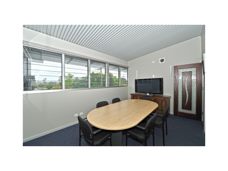 Unit 8/Cnr Garnet & Wattle Streets, Cooroy QLD 4563