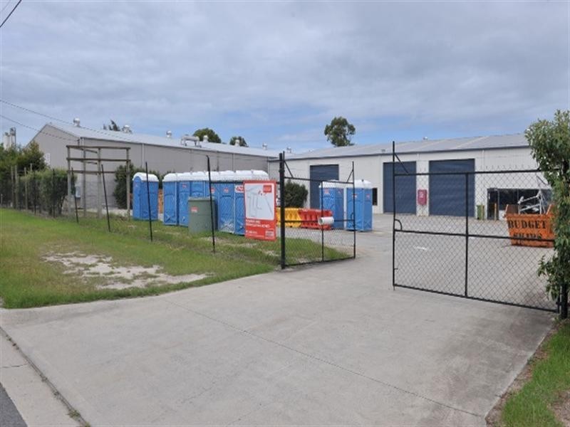 17-19 Production Street, Noosaville QLD 4566