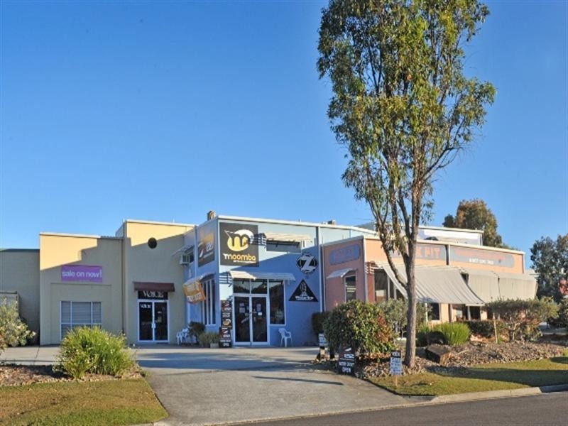 Units 1 & 3/30 Project Avenue, Noosaville QLD 4566