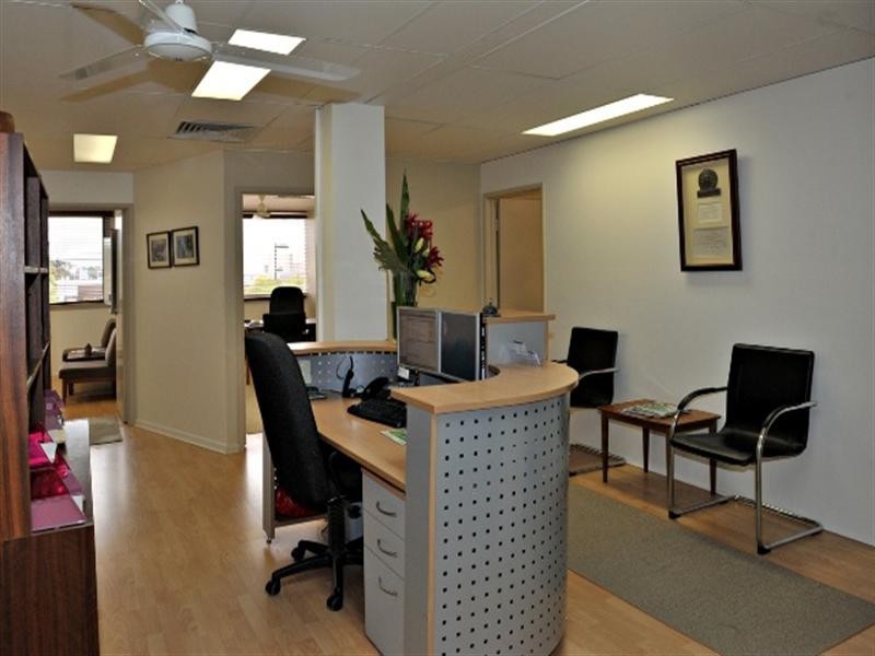 Suites 7 & 16/97 Poinciana Avenue, Tewantin QLD 4565