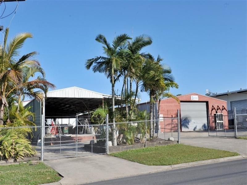 4 Production Street, Noosaville QLD 4566