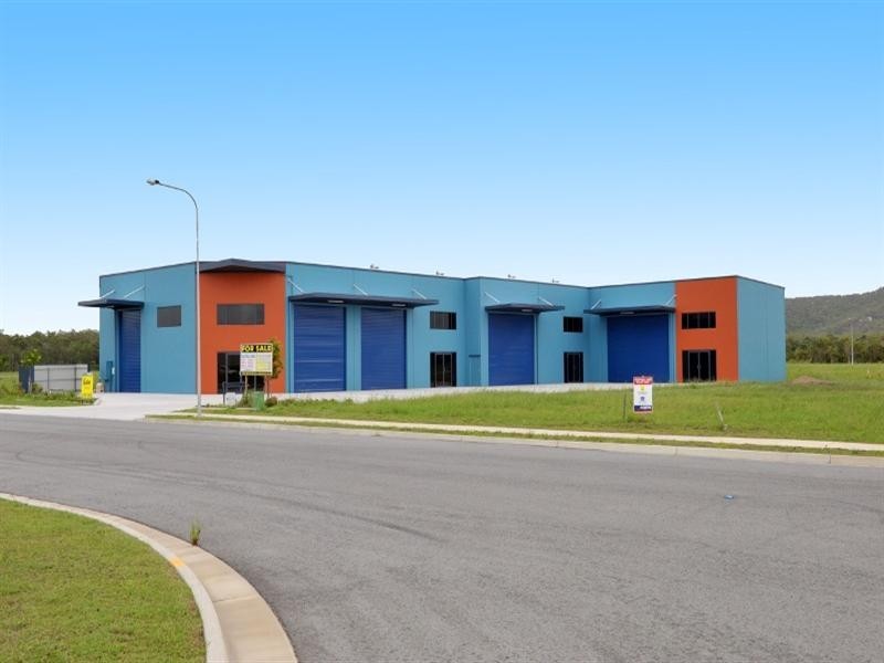 Unit 3/4 Access Crescent, Coolum Beach QLD 4573