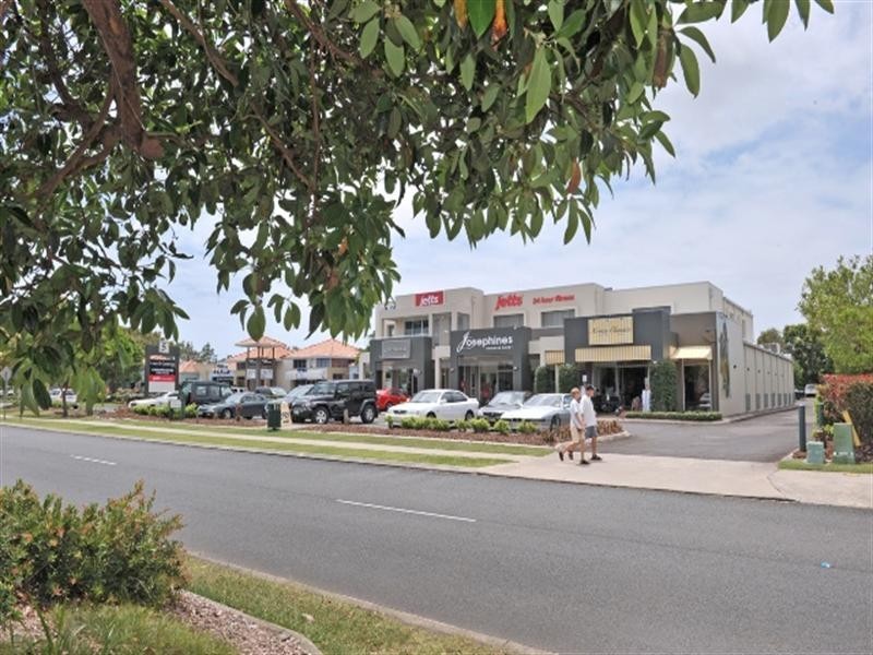 Shop 2/5 Gibson Road, Noosaville QLD 4566