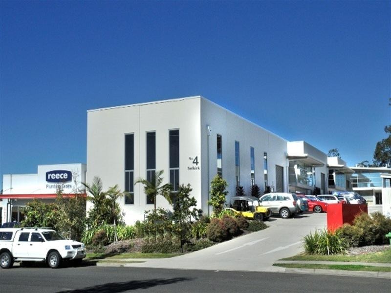 Unit 2/4 Selkirk Drive, Noosaville QLD 4566