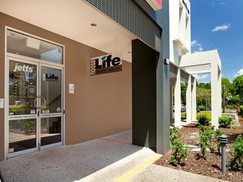 Unit 4/5 Gibson Road, Noosaville QLD 4566