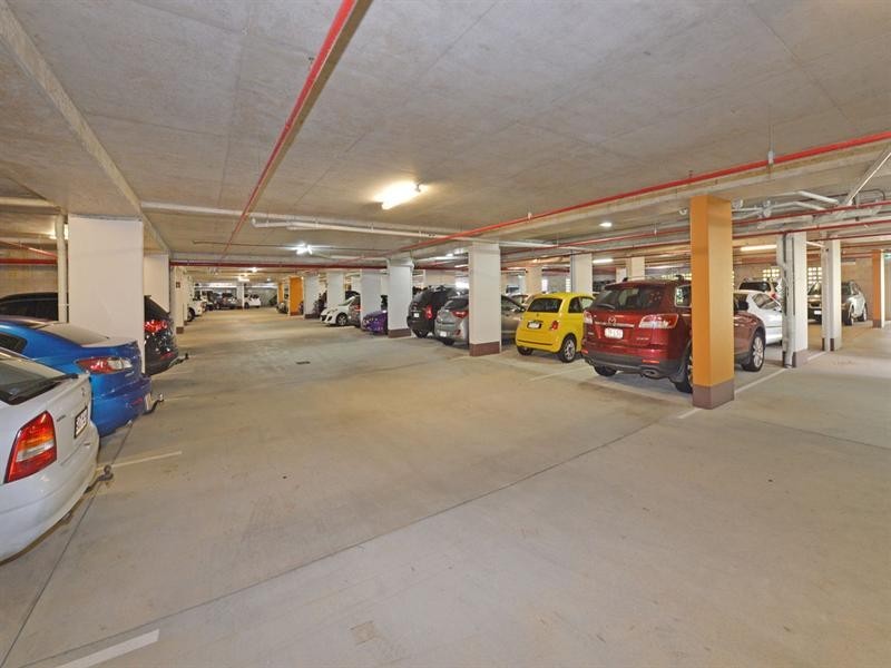 Suite 1.08/90 Goodchap Street, Noosaville QLD 4566