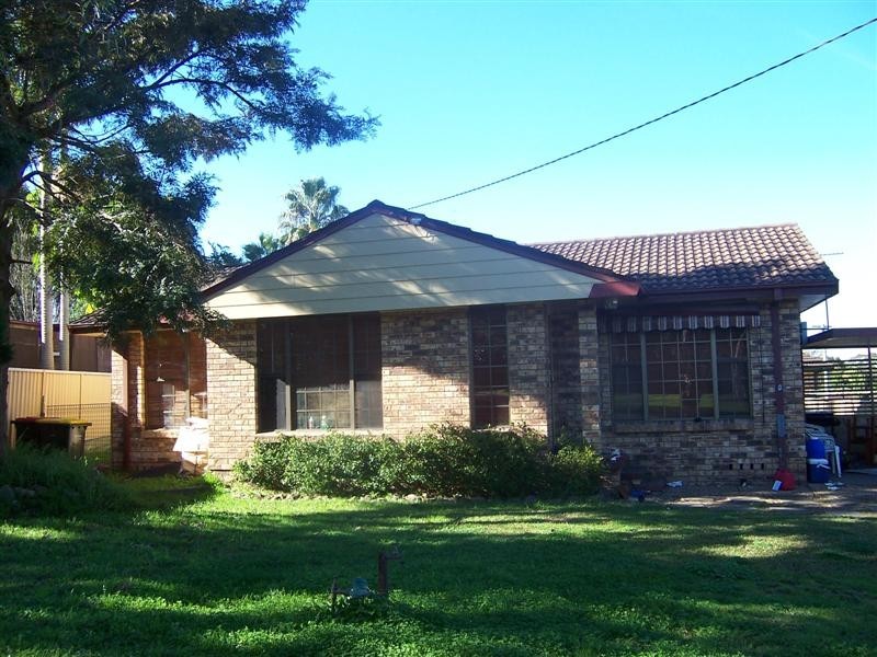 4 Cedar Hill Lane, Raymond Terrace NSW 2324