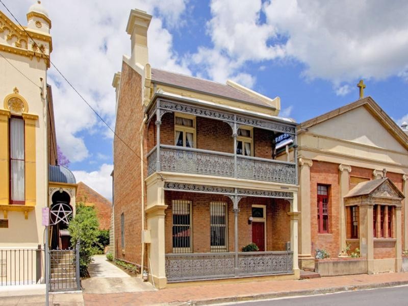 7 Victoria Street, Maitland NSW 2320